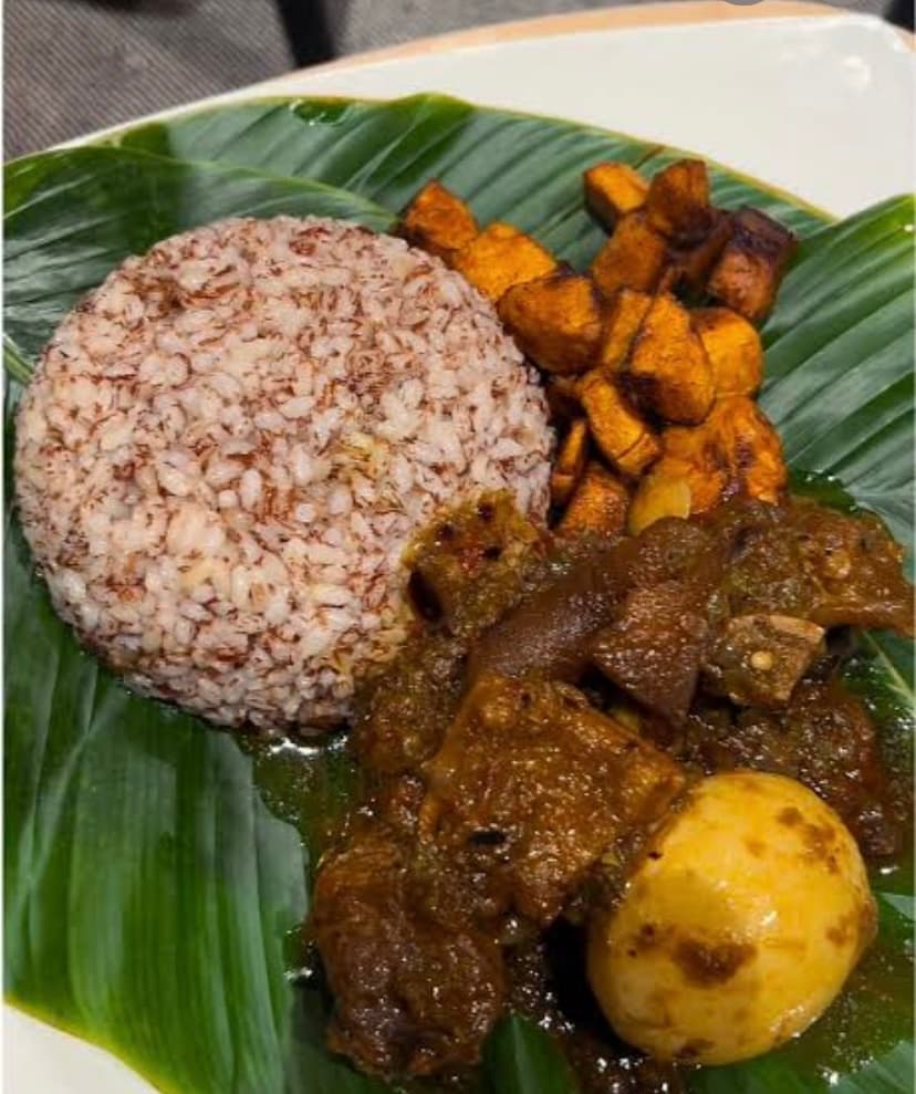 Ofada rica and ayamase sauce - photo 1 of 1